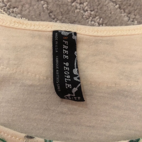 Free people quarter sleeve - Picture 2 of 2